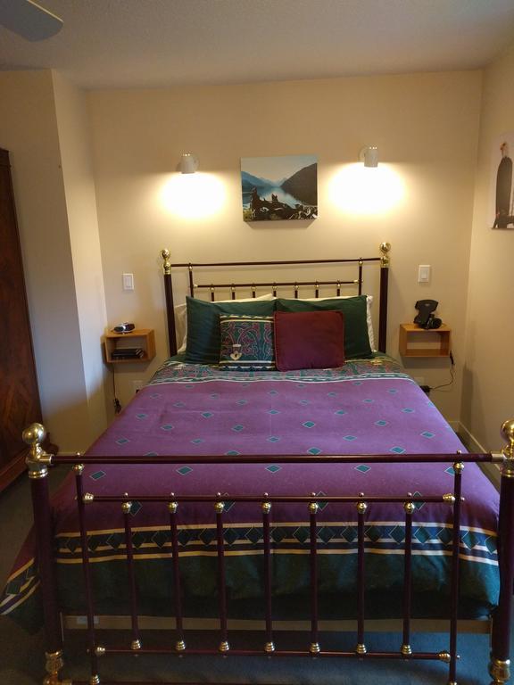 Bed & Breakfast Cedar Wood