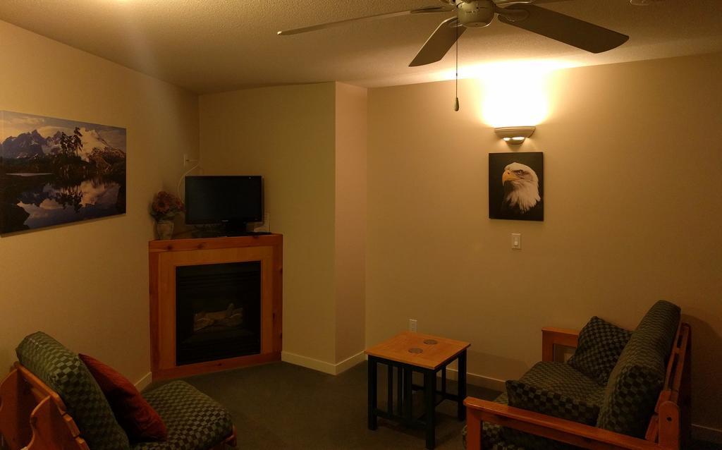 Bed & Breakfast Cedar Wood 4*