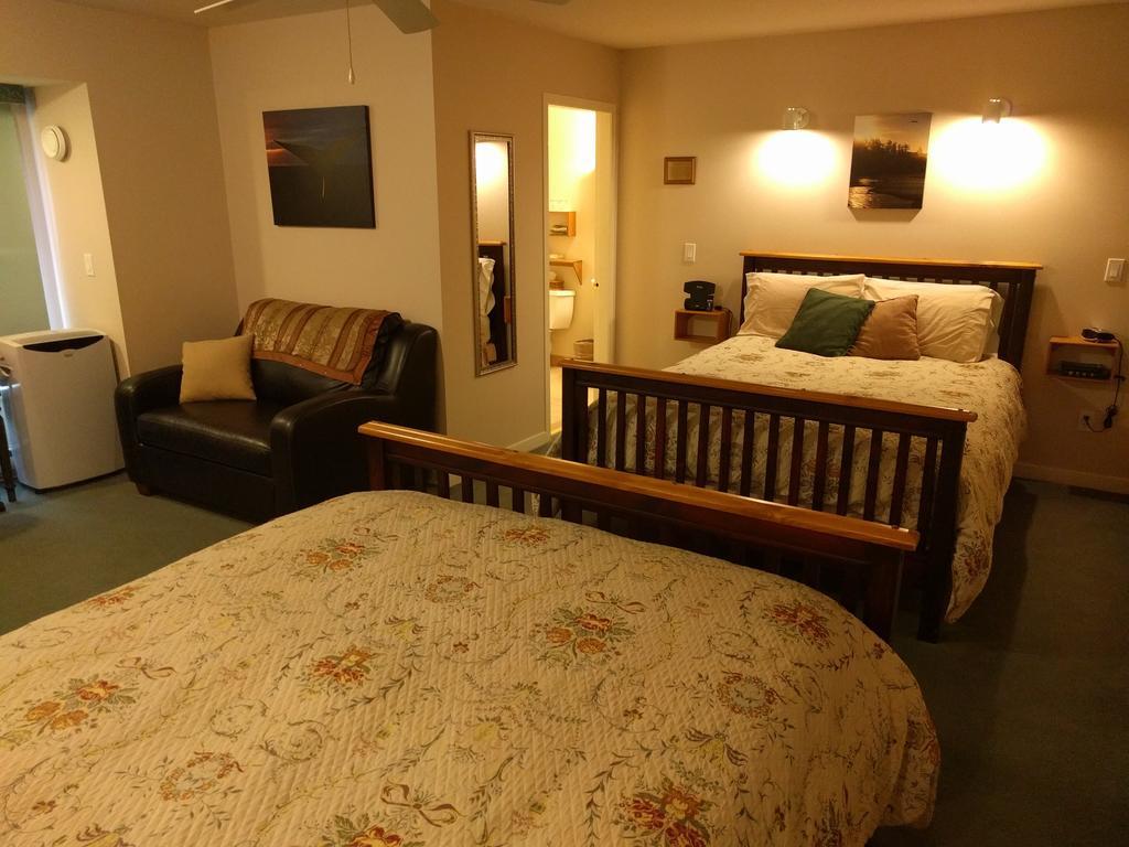Bed & Breakfast Cedar Wood Port Alberni