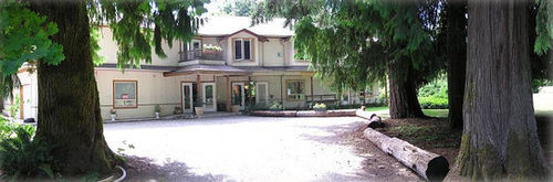 Cedar Wood 4* Port Alberni