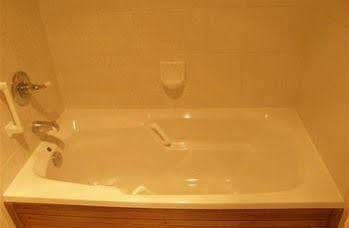 Cedar Wood 4* Port Alberni